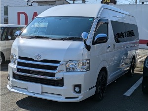 ハイエース