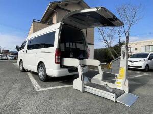 レジアスエースバン