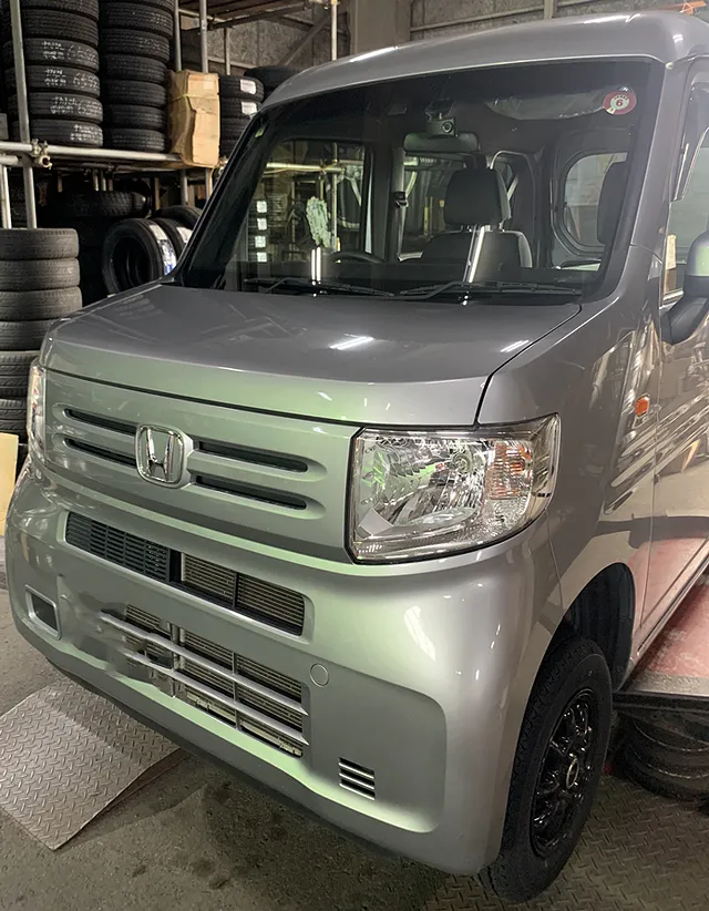 神戸市兵庫区　タイヤ交換　ホンダ・N-VAN　145/80R12
