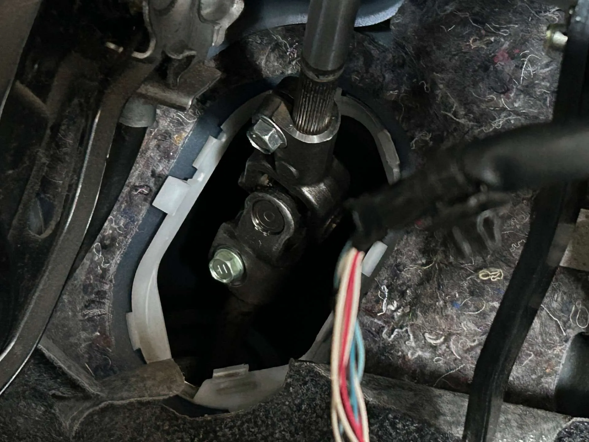 LA100S ムーヴ ステアリングシャフト パワステモーター No.8185 ムーブ 電動パワーステアリング 交換 岐阜市正木