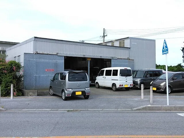 沖縄・車検・修理・板金・西原町　ウエストオートサービス
