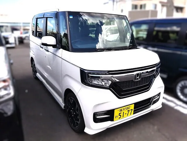 修理中も安心！N-BOXカスタムターボが保険代車で使えるって知ってました？【横浜市都筑区】
