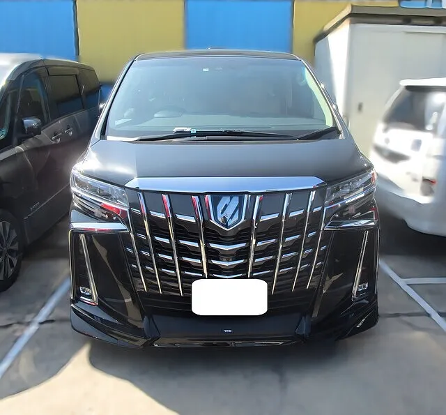 横浜市都筑区｜30系アルファード HV・4WD・エグゼクティブラウンジ レンタカー完備｜ブラック・TRDフルエアロ仕様で高級感抜群