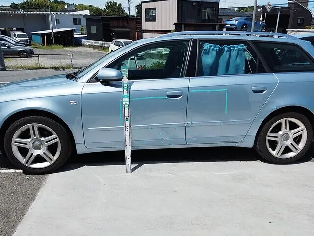 ⭐通常は交換対応になる損傷を板金で復元｜レア車アウディA4を大事にするお客様の修理事例‼️