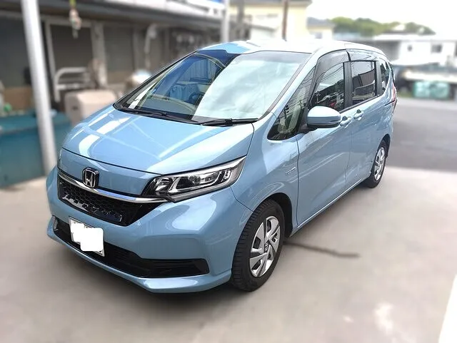 ✅フリードハイブリッド保険修理事例｜対応力で選ばれるKBS──左リアドア交換＋左リアクォーター板金修理‼️