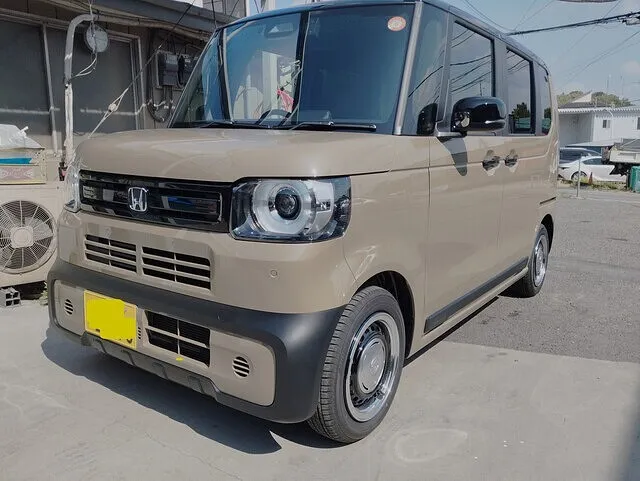 ⭐️Google★5評価・横浜市都筑区でNBOXに高品質ガラスコーティングを施工｜塗装職人の手による本物の艶出し‼️