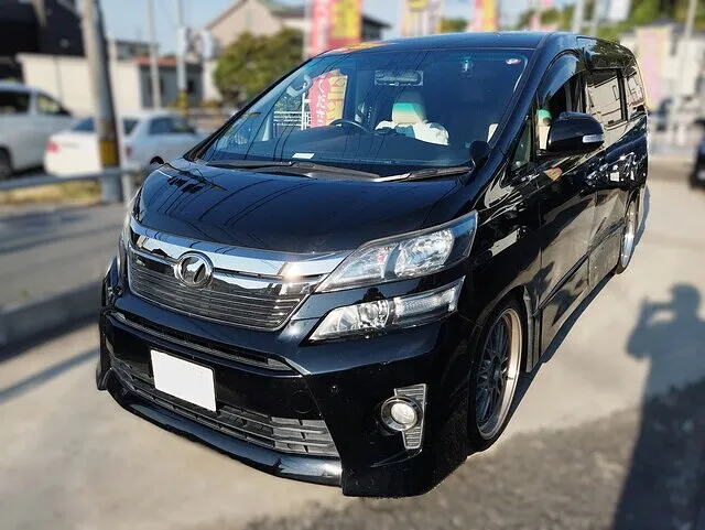 ⭐5✅ 横浜市都筑区｜ヴェルファイア左スライドドア交換＋リアクォーター板金修理｜車検と同時施工で効率的に‼️