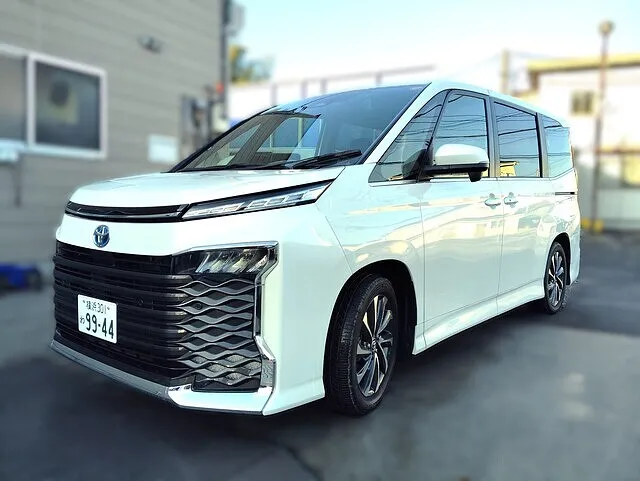 ⭐️横浜市都筑区｜令和7年式ヴォクシーHYBRID S-Z（ZWR90W）を代車で