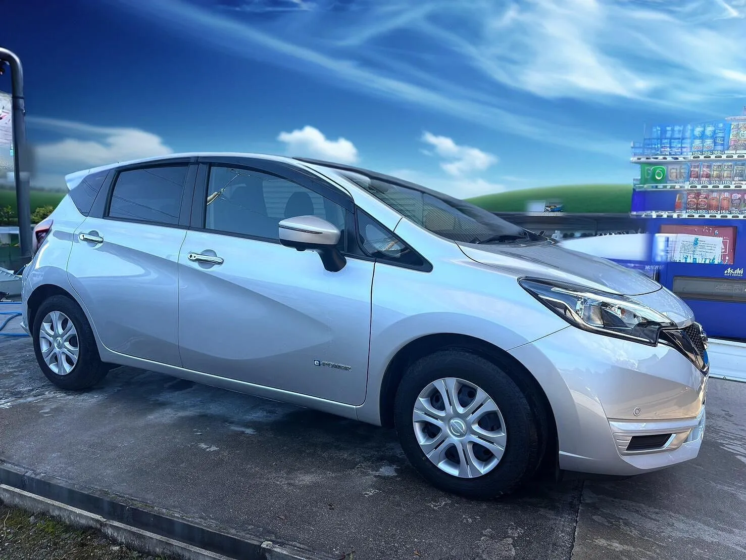 大分県宇佐市　中古車販売　ニッサンノート