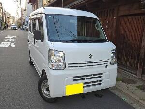 エブリイ