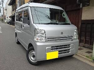エブリイ