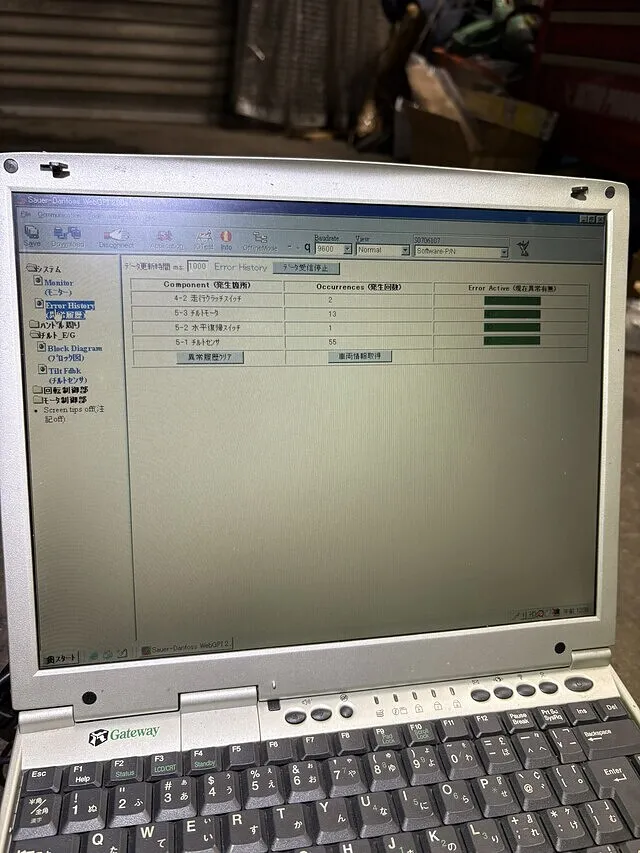 黒石市　除雪機　ヤマハ　ＹＳ１３９０ＡＲ　警告灯点滅