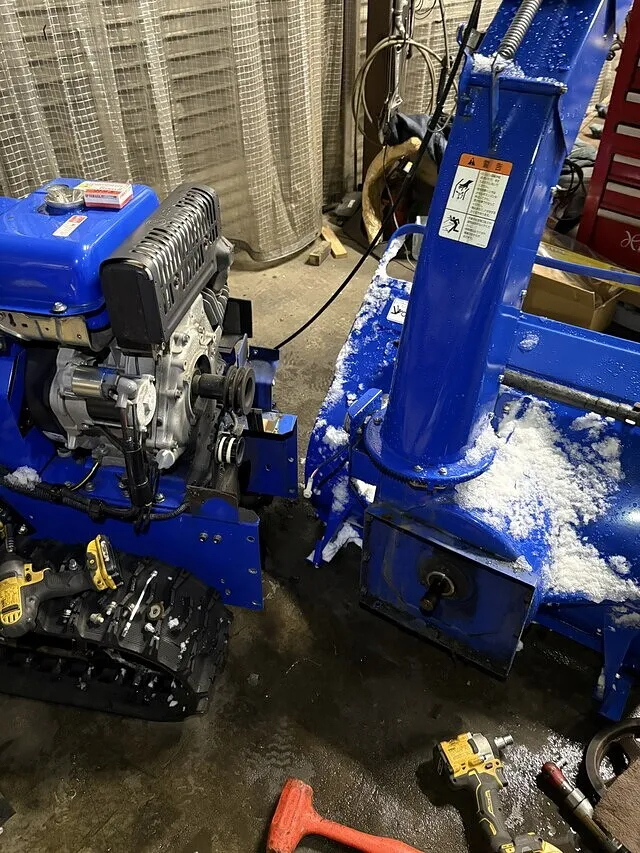 ヤマハ　除雪機　YT1390　オーガ回すと異音