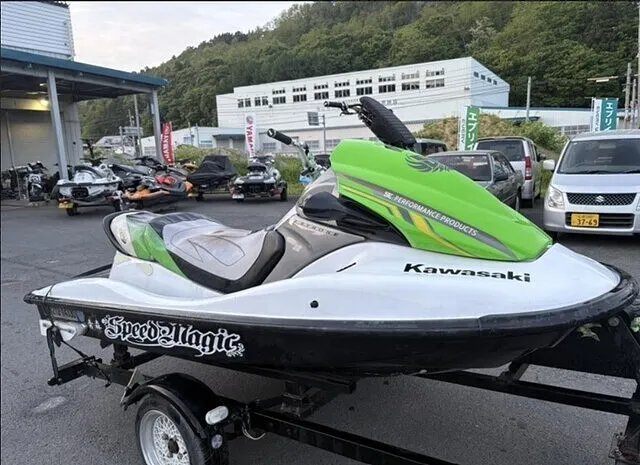 中古艇 カワサキ 15Fのご紹介