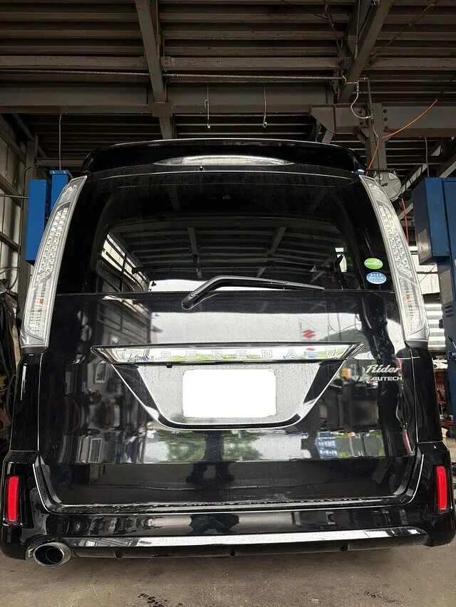 弘前市 K様 日産セレナ C26 ヒッチメンバー取付ご依頼