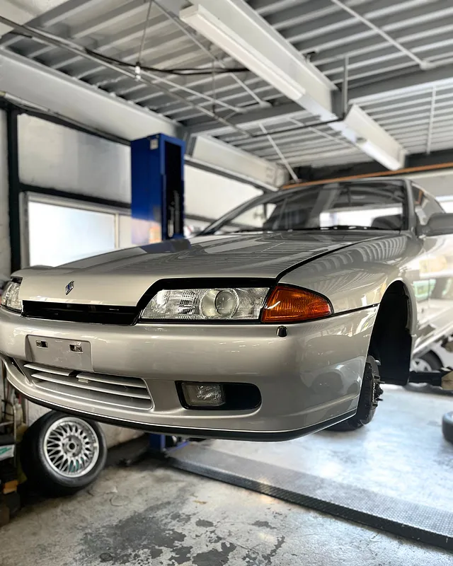 広島市　日産　スカイライン　Ｒ３２　燃料漏れ修理