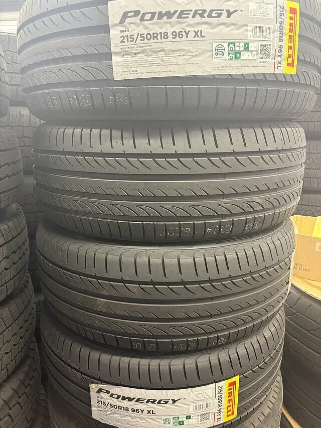 235/50R18 アルファードタイヤ