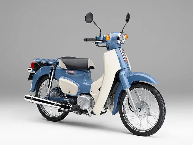 【バイク】新城市 ホンダ スーパーカブ50 限定モデル　ご納車