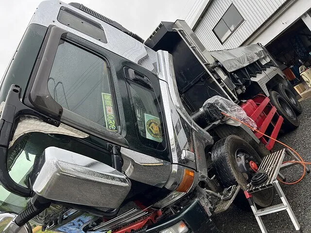 神埼市　エンジン水漏れ修理　スーパーグレート