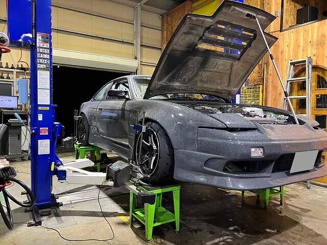 富山市　アライメント調整　180SX