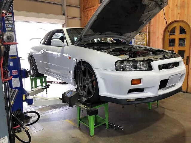 富山市　アライメント調整　BNR34 GT-R