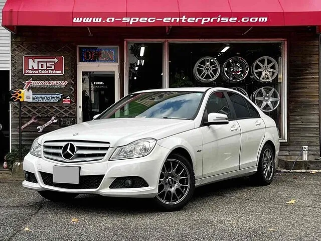 富山市　マフラースピーカー・ダウンサス取付　ベンツＥ250