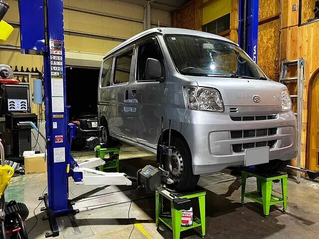 富山市　アライメント調整　ハイゼット