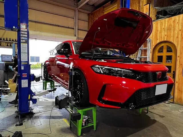 富山市　アライメント調整　シビックタイプR FL5