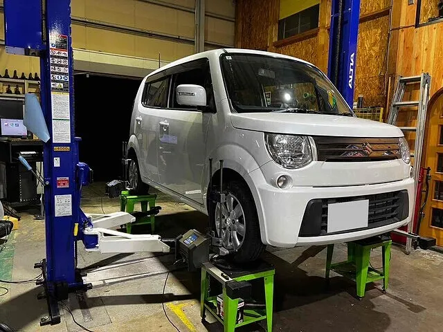 富山市　アライメント調整　MRワゴン