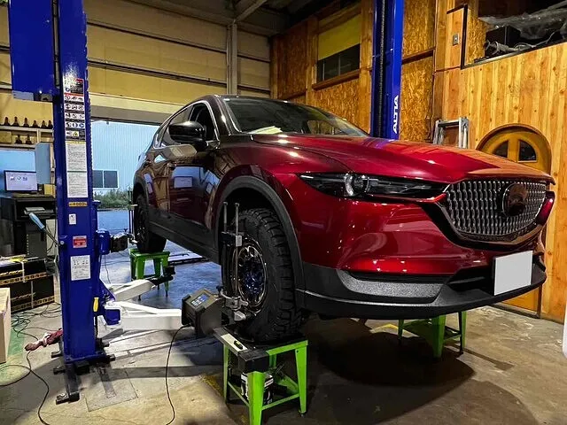 富山市　アライメント調整　CX-5