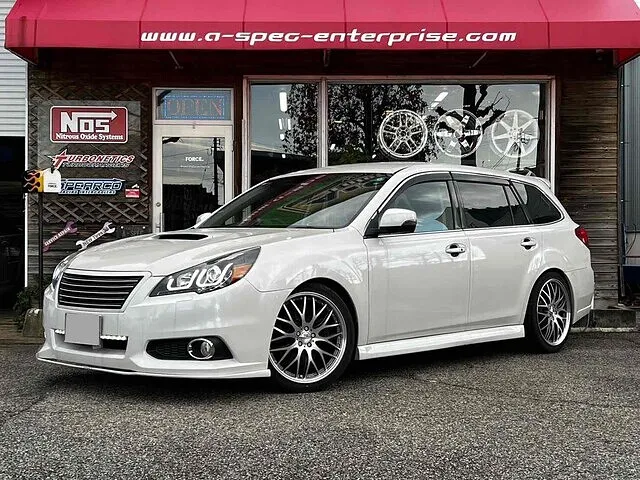 富山市　車高調整・マフラー交換　レヴォーグ