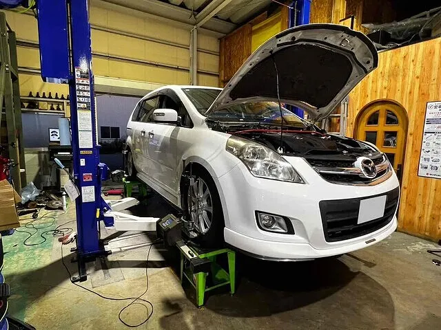 富山市　アライメント調整　MPV