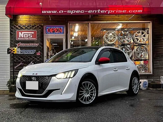 富山市　車高調取付アライメント　プジョー208