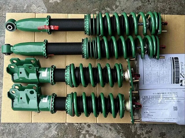 富山市　TEIN車高調取り付け　ランサーエボリューションX