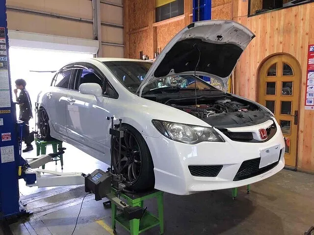 富山市　アライメント調整　シビックタイプR FD2