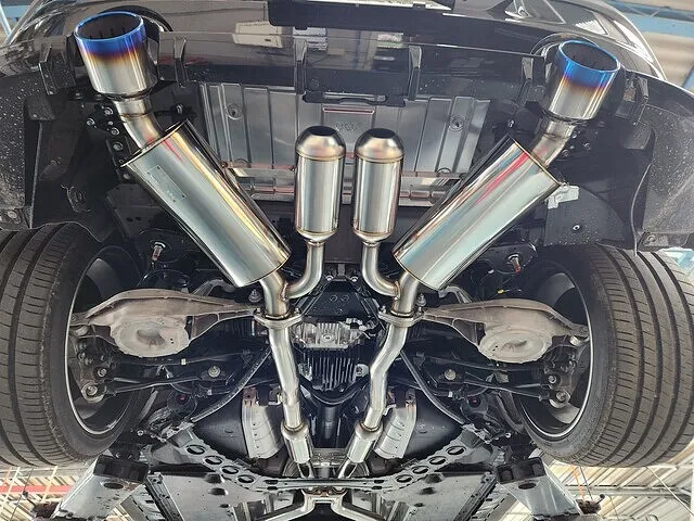 V36 日産 インフィニティ HKS マフラー V36 日産 インフィニティ HKS マフラー（HKS汎用メタル