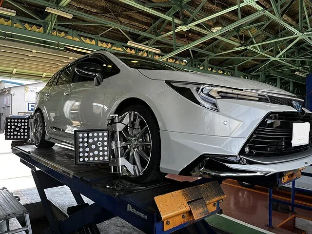 高山市　カローラツーリング　アライメント調整　メンテナンス