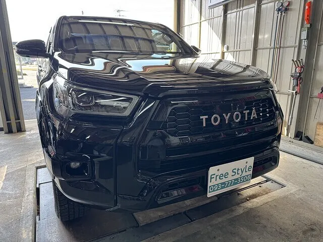 ハイラックス　持込フォグランプ取付　持込交換安い　北九州市門司区