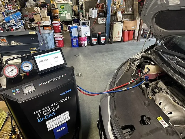 川崎市　エスティマ　エアコンメンテナンス