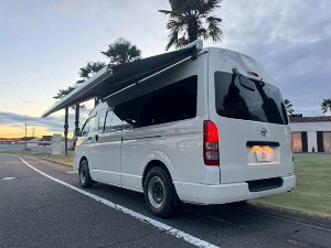 ハイエースバン