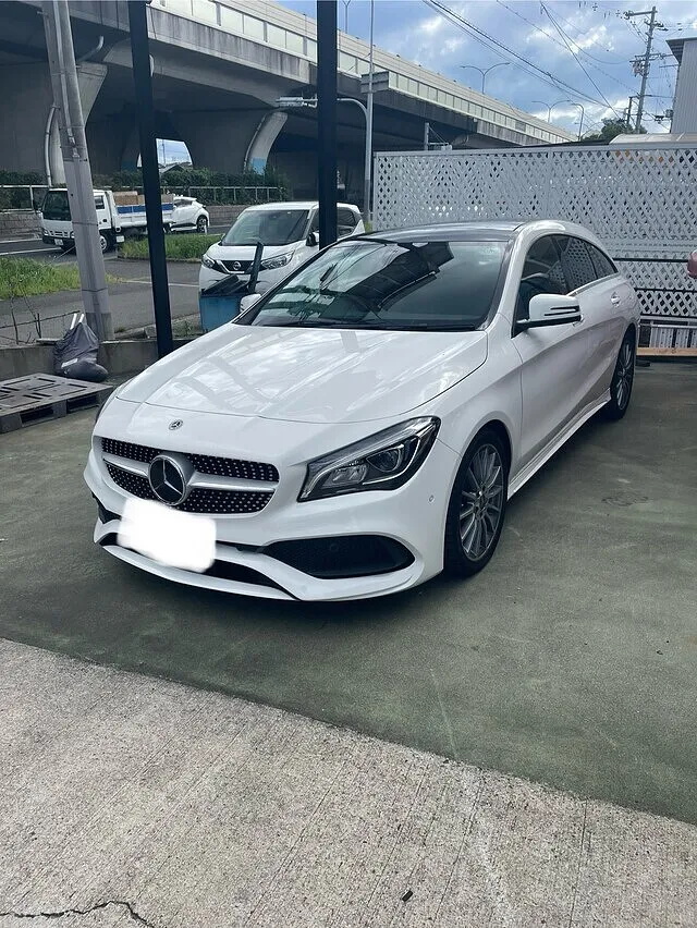 ベンツ　CLA180シューティングブレイク　AMG画面　堺市