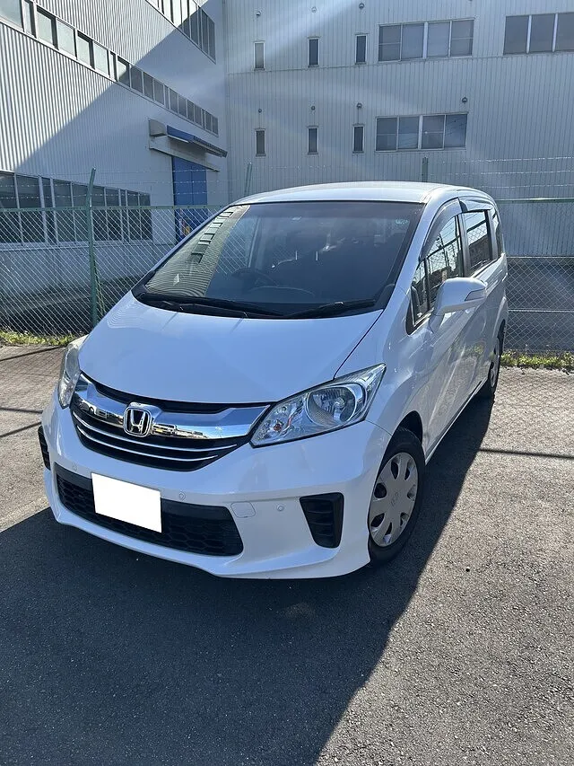 ホンダ・フリード　安城市・保険修理で工賃２０％キャッシュバック！