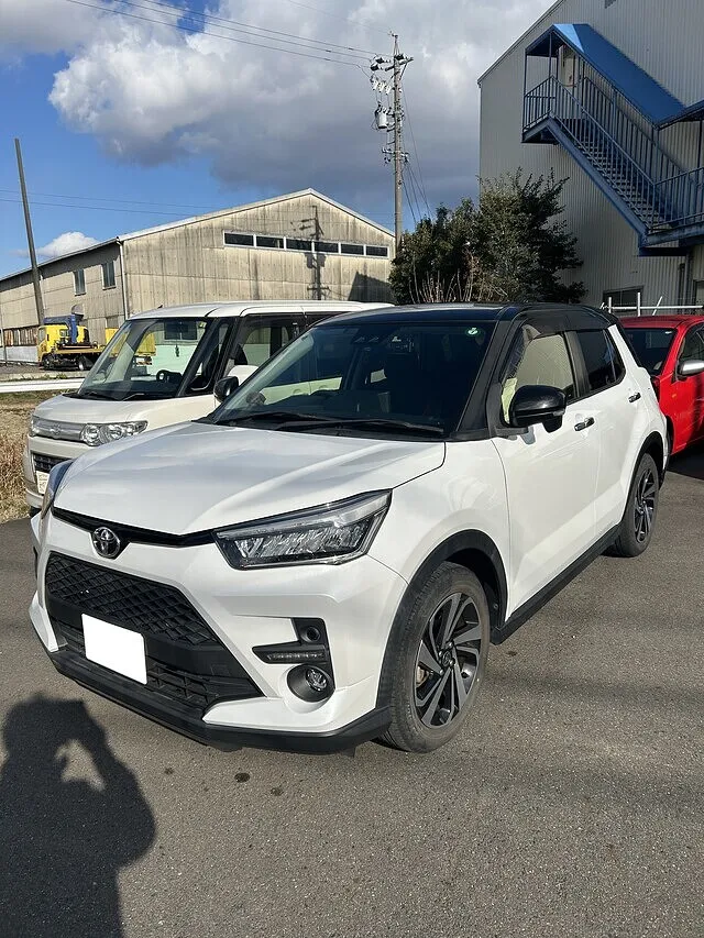 トヨタ・ライズ　安城市・豊田市・岡崎市　きずへこみ・安い！