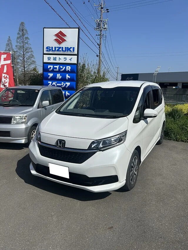 ホンダ・フリード　安城市・豊田市・刈谷市　キズヘコミ・安い！早い