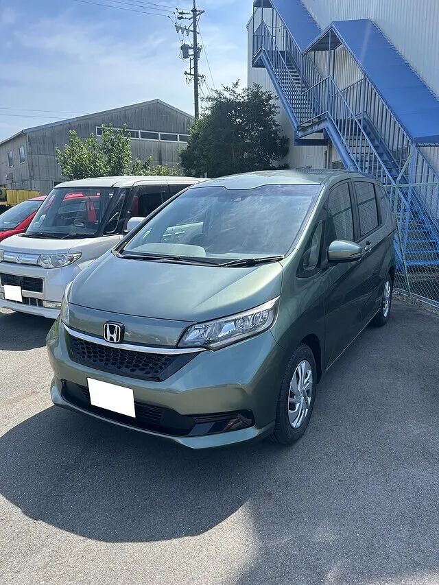 ホンダ・フリード　安城市・西尾市・岡崎市　傷・ヘコミ・安い！