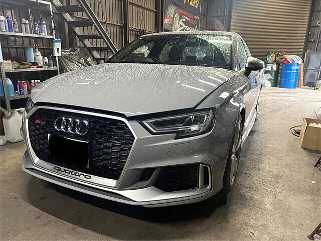 旭川市 アウディ RS3 エンジンオイル交換