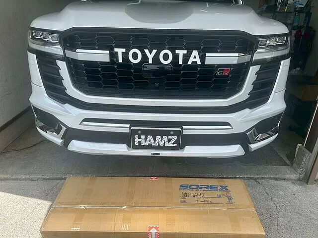 広島市安佐北区 カスタム トヨタ ランドクルーザー300 ヒッチメンバー