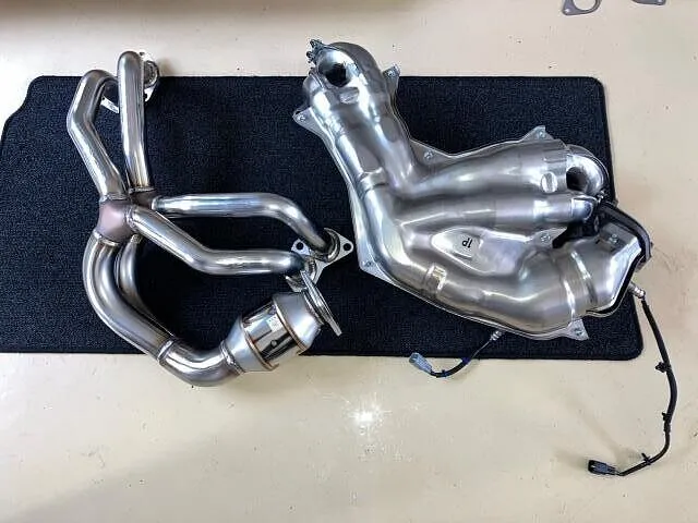 トヨタ GR86 HKS エキゾーストパイプ交換 取付