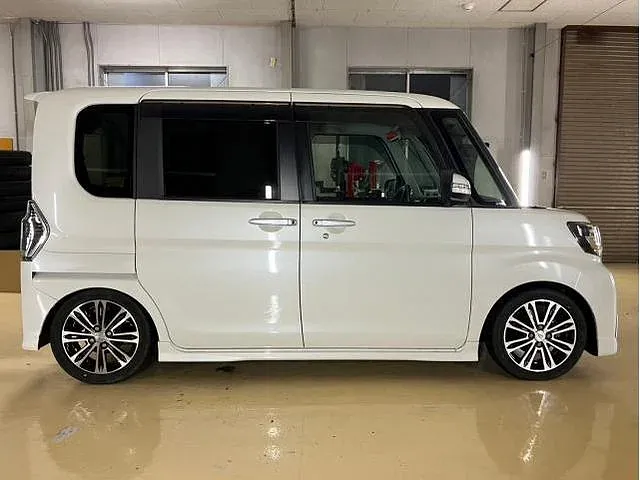 ダイハツ タント LA600S 車高調取付 アライメント調整 ダイハツ タント LA600S 車高調取付 アライメント調整