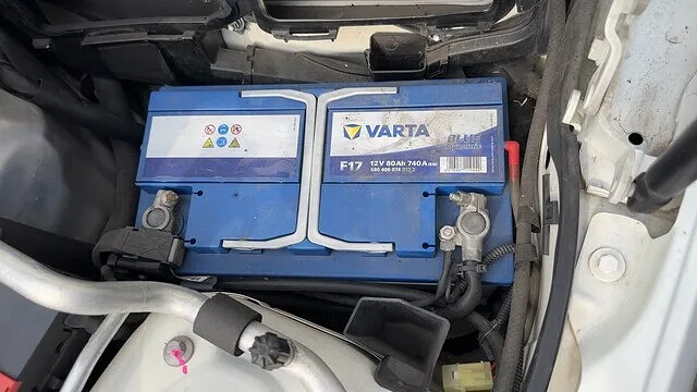 消耗部品交換（バッテリー、ブレーキ･･･）